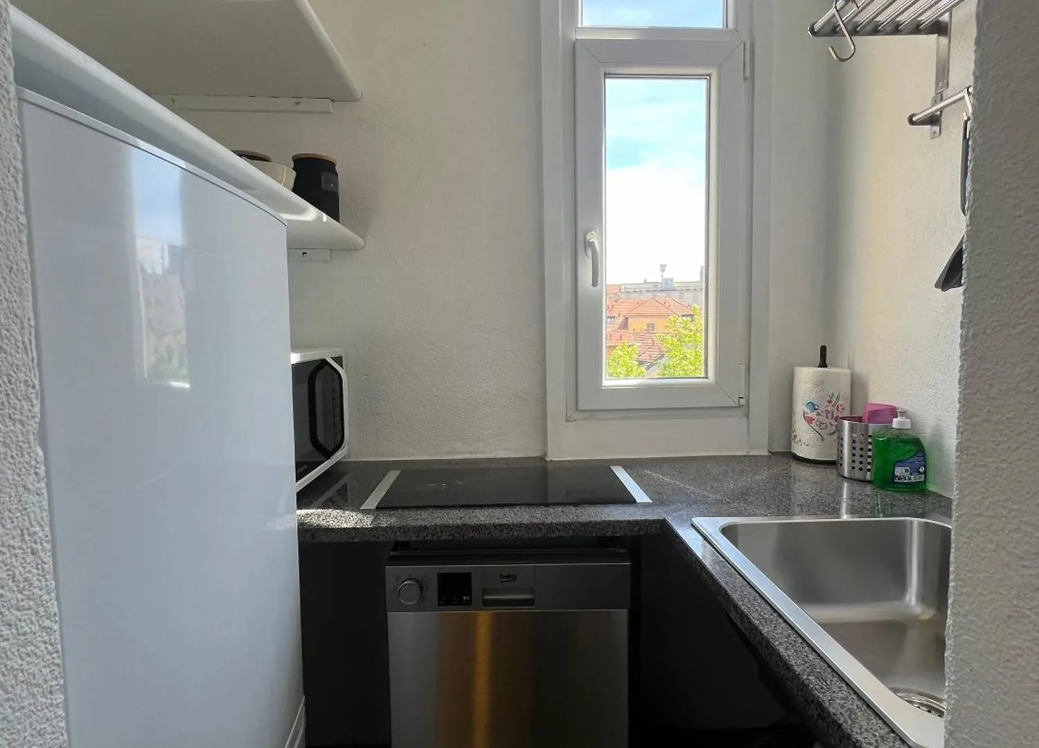 New Apartment With Balcony, Isola Bosco Verticale Milan